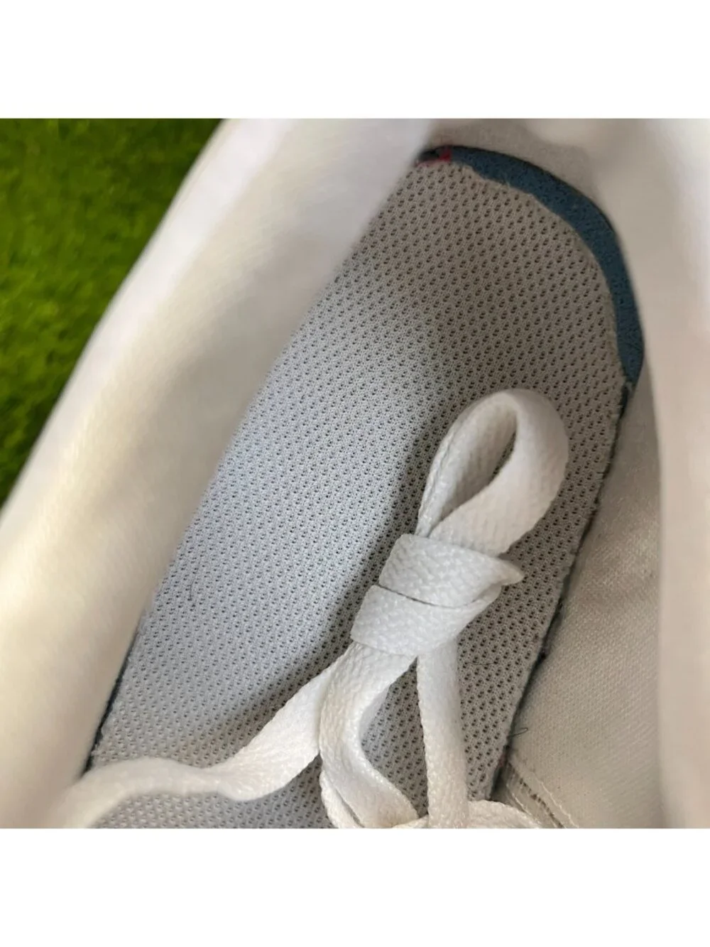 Nike Air Jordan 1 Low Womens Size 8 Triple White Athletic Leather Shoes Sneakers
